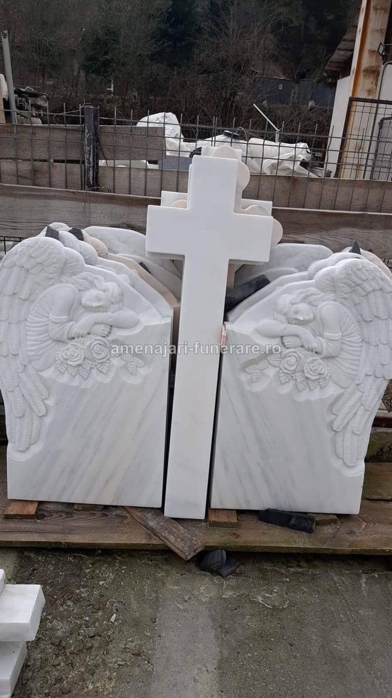 Cruce marmură premium 045 - cruce marmură pentru monument funerar la amenajari-funerare.ro