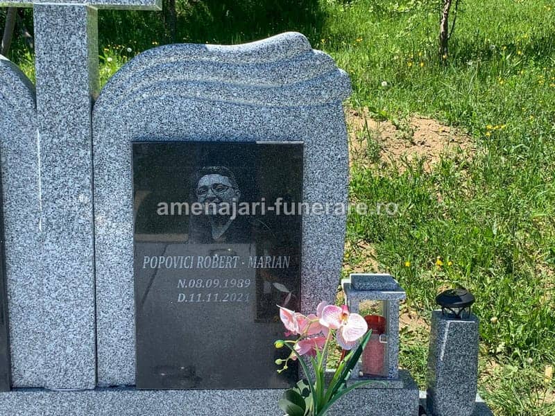Portret laser premium 004 - portret gravat laser pe granit la amenajari-funerare.ro