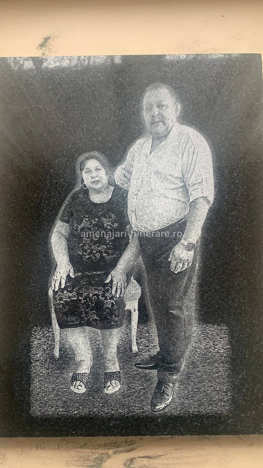 Portret laser detaliat 030 - portret gravat laser pe granit la amenajari-funerare.ro