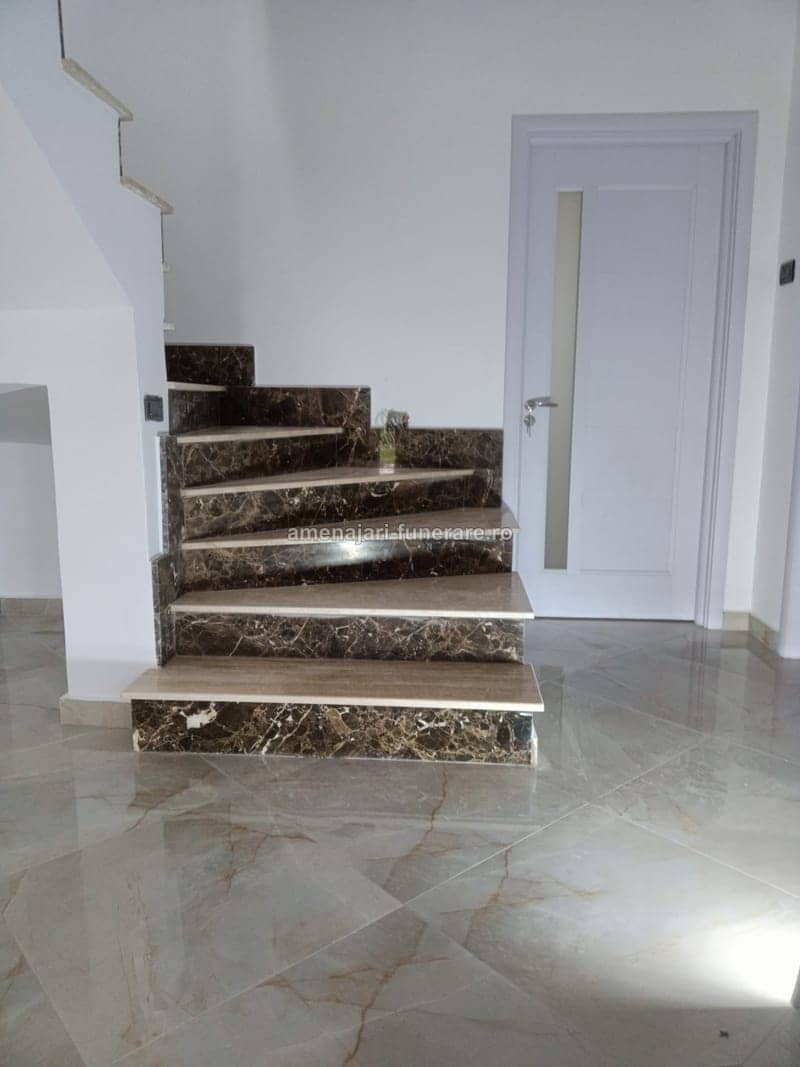 Trepte funerare din granit, model 12 - lucrare realizată de amenajari-funerare.ro