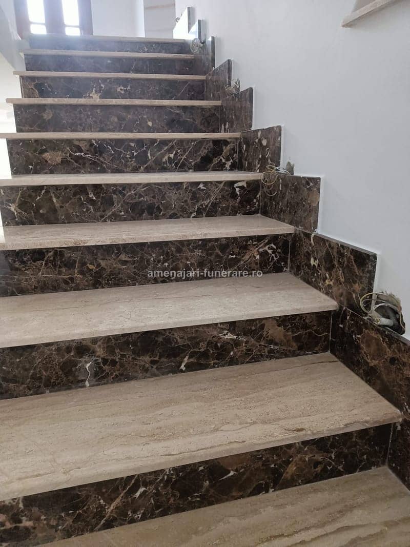Trepte funerare din granit, model 25 - lucrare realizată de amenajari-funerare.ro