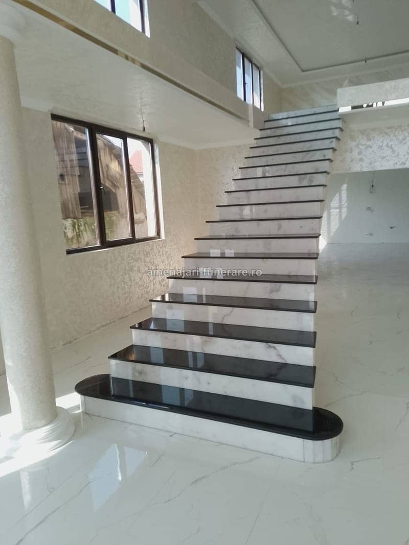 Trepte funerare din granit, model 32 - lucrare realizată de amenajari-funerare.ro