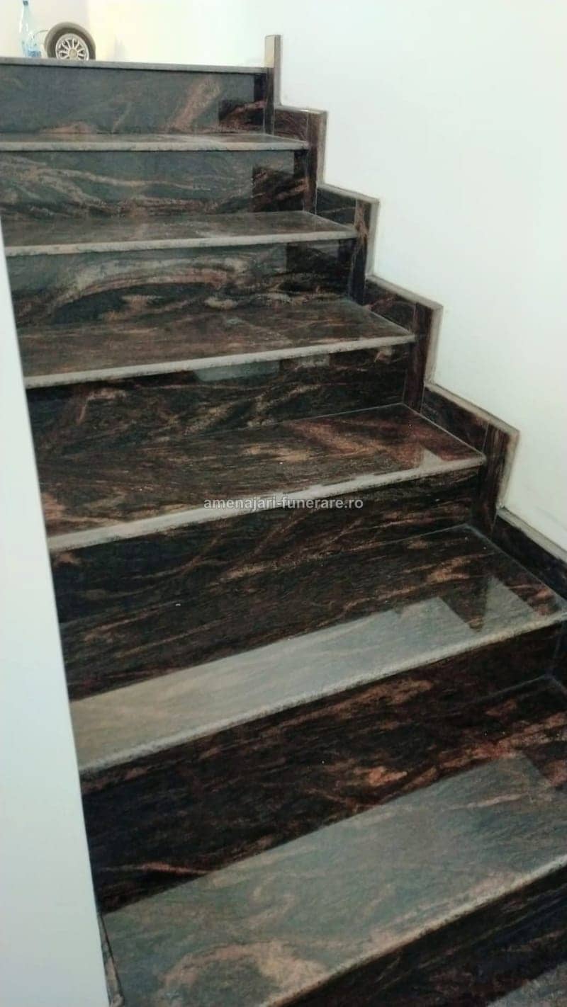 Trepte funerare din granit, model 46 - lucrare realizată de amenajari-funerare.ro