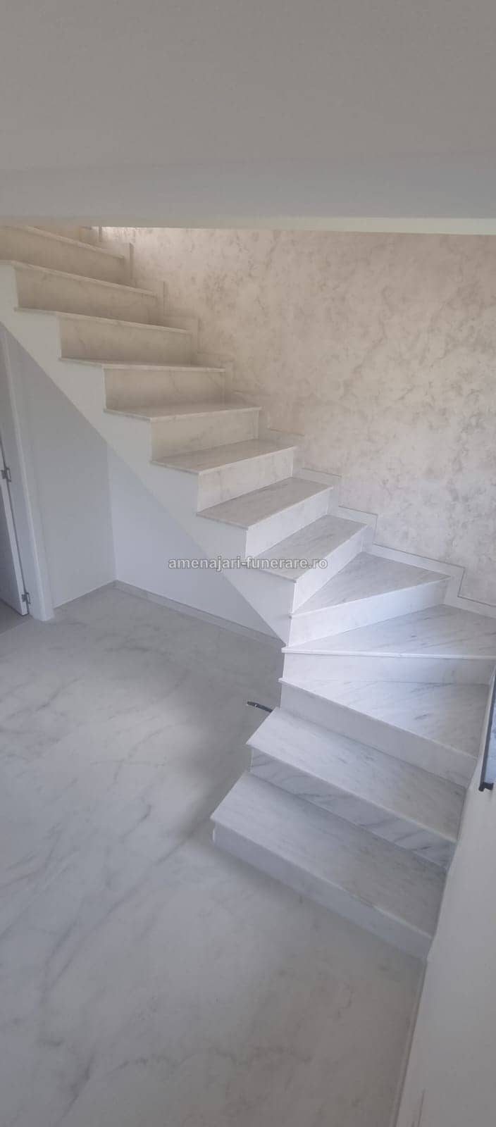 Trepte funerare din granit, model 58 - lucrare realizată de amenajari-funerare.ro