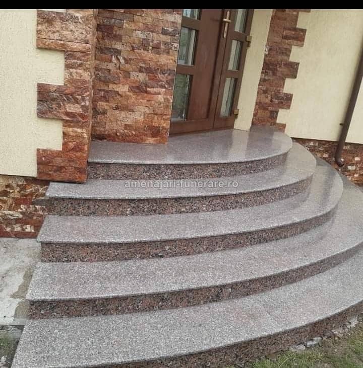 Trepte funerare din granit, model 19 - lucrare realizată de amenajari-funerare.ro