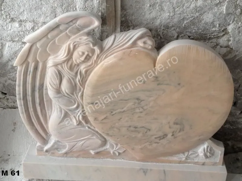 Monument cu îngeri și inimă sculptată - executat în marmură la amenajari-funerare.ro