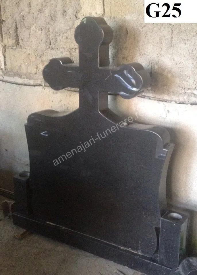 Monument cu cruce și placă verticală - executat în granit la amenajari-funerare.ro