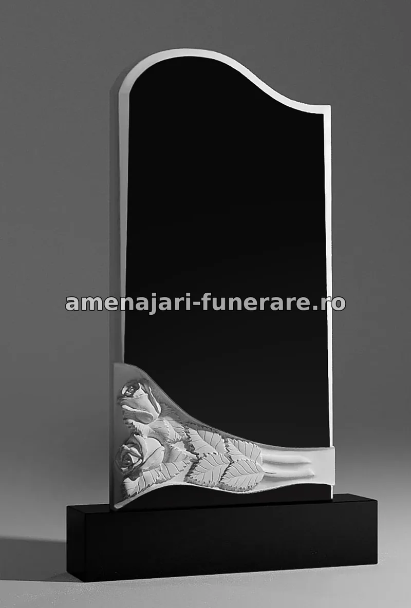 Monument cu trandafiri sculptați - model 039, marmură și granit la amenajari-funerare.ro