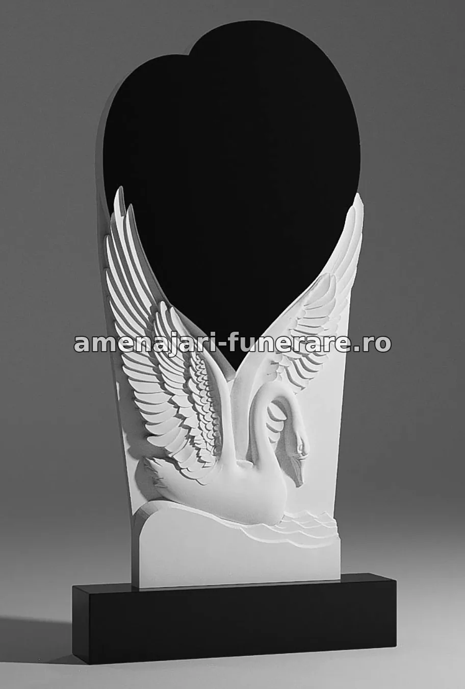 Monument cu lebădă sculptată - model 074, marmură și granit la amenajari-funerare.ro