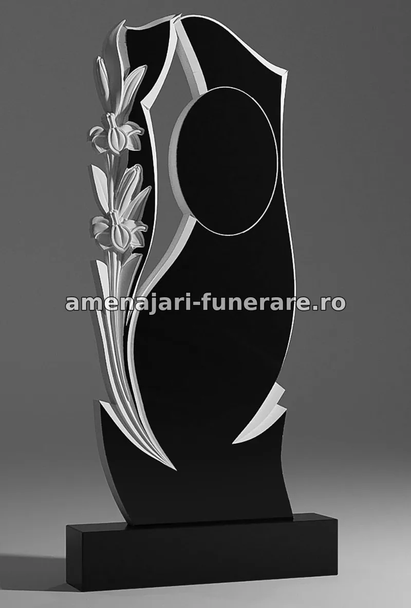 Monument cu flori sculptate - model 134, granit la amenajari-funerare.ro