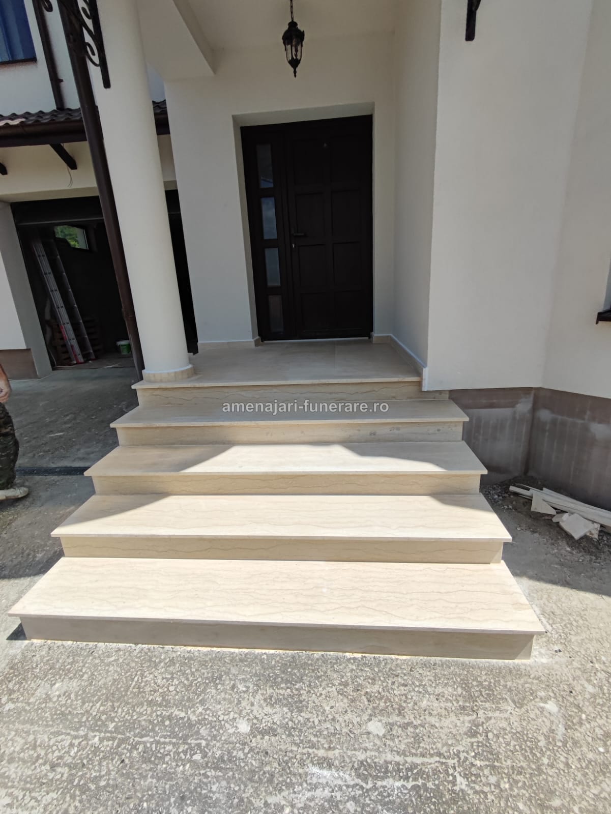 Exemplu set complet accesorii bronz Caggiati pe granit